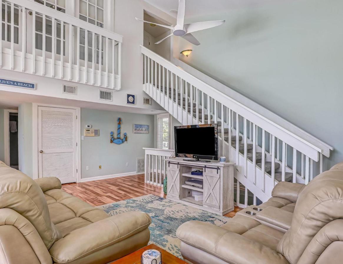 Salty Shores Villa Tybee Island Esterno foto